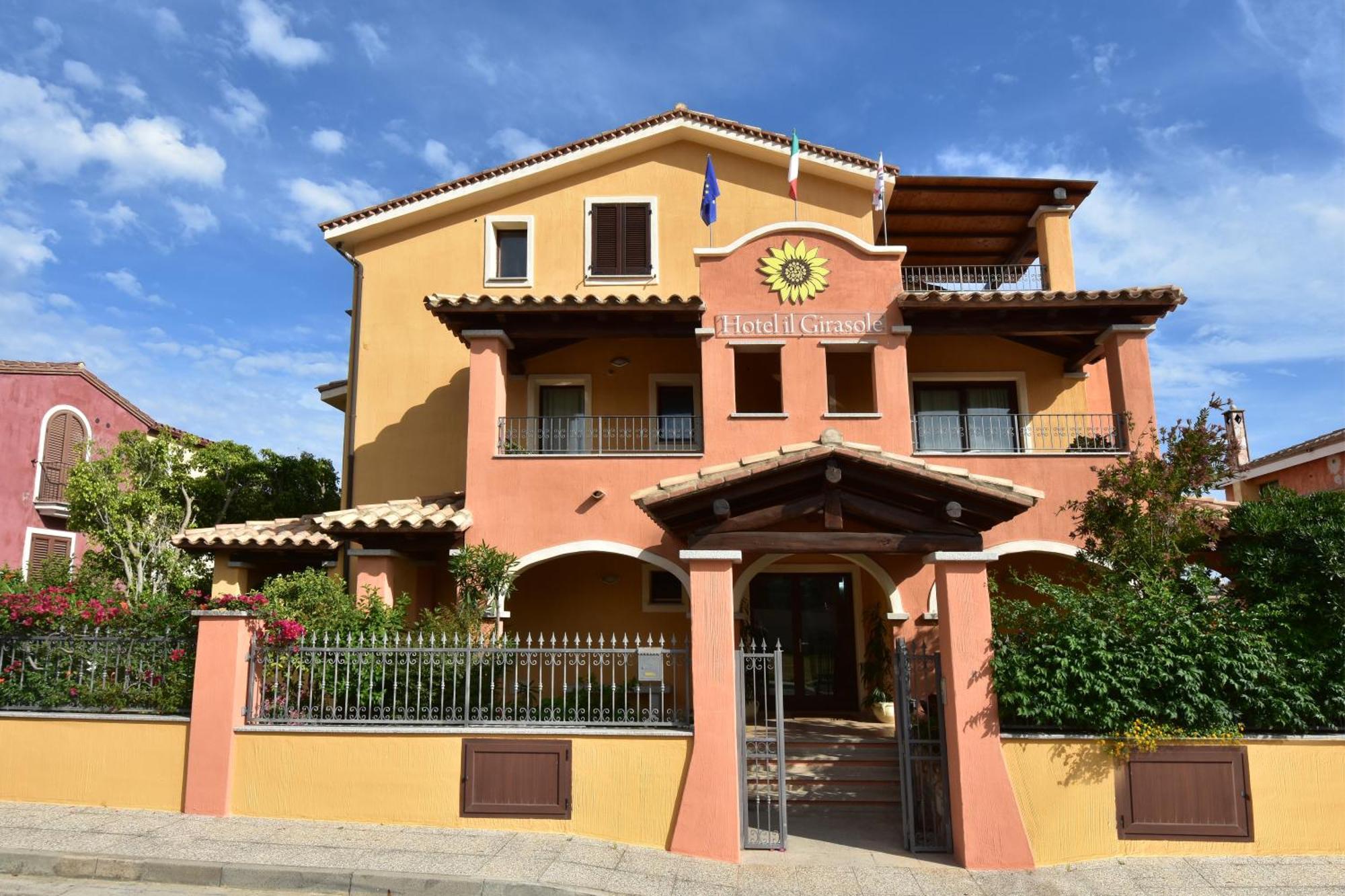 Hotel Il Girasole Villasimius Buitenkant foto