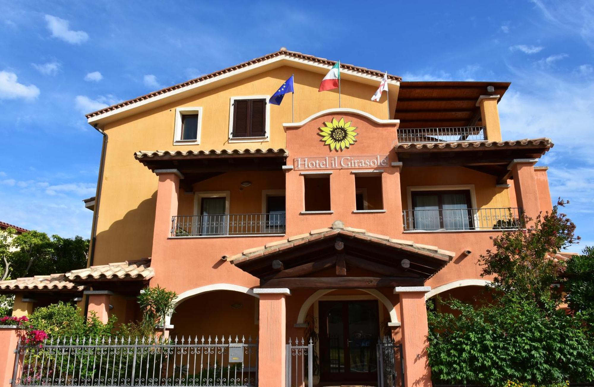 Hotel Il Girasole Villasimius Buitenkant foto